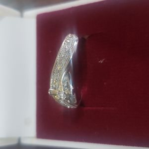 Ring size 7   925 stamped